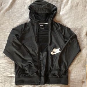 New! Nike windbreaker w/o tags
